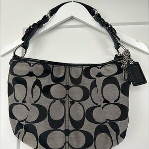 COACH BLACK JACQUARD SIGNATURE SOHO HOBO SHOULDER BAG, PURSE JO820-13351
